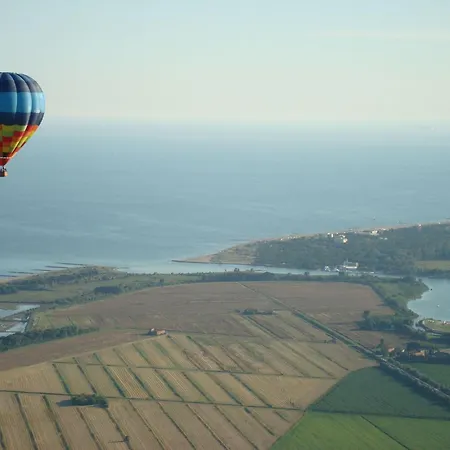 Apartman Sweet Hideaway Near